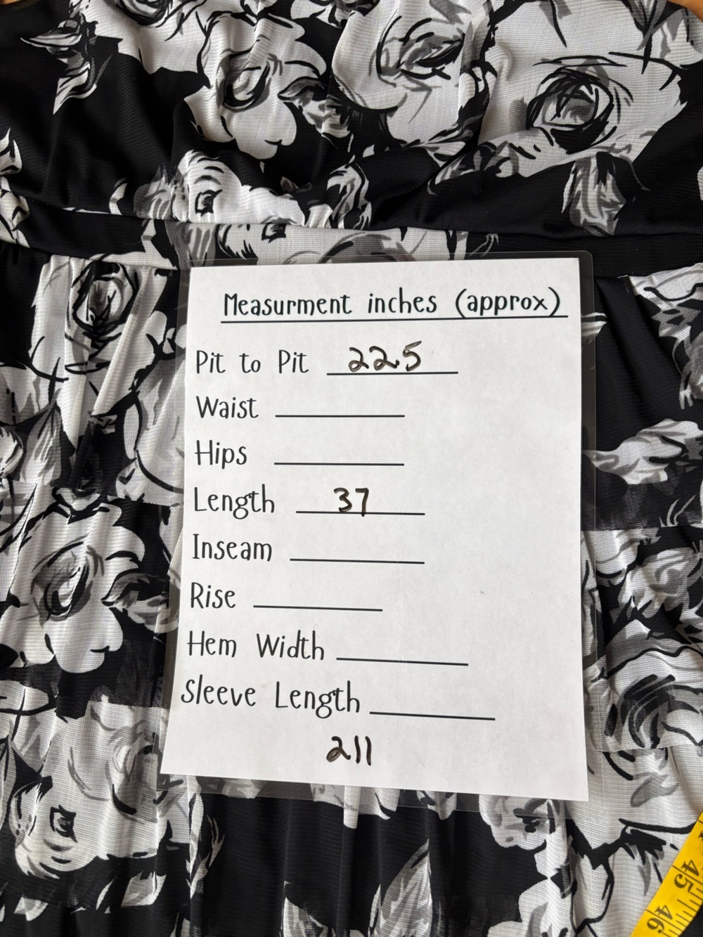 Ricki's Black and White Floral Knit Dress XXL frills, ruffles - Picture 9 of 9